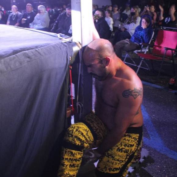 Profile Picture of Steve Lugo (@stevelugo) on Poshmark