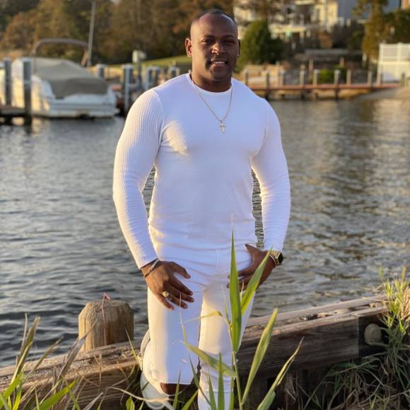 Profile Picture of Gabriel Pedroso herrera (@gabo90) on Poshmark