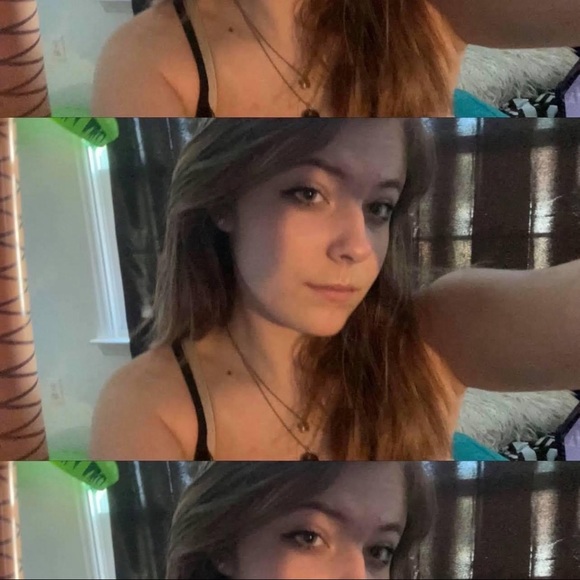 Profile Picture of Emily Brogden (@emilynicolee25) on Poshmark