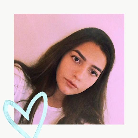 Profile Picture of Diana Sergeyeva (@dianasergeyeva) on Poshmark