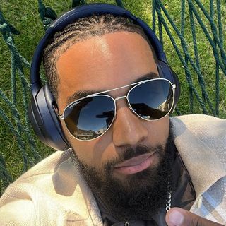 Profile Picture of Joshua Waters (@lennox.jj) on Instagram
