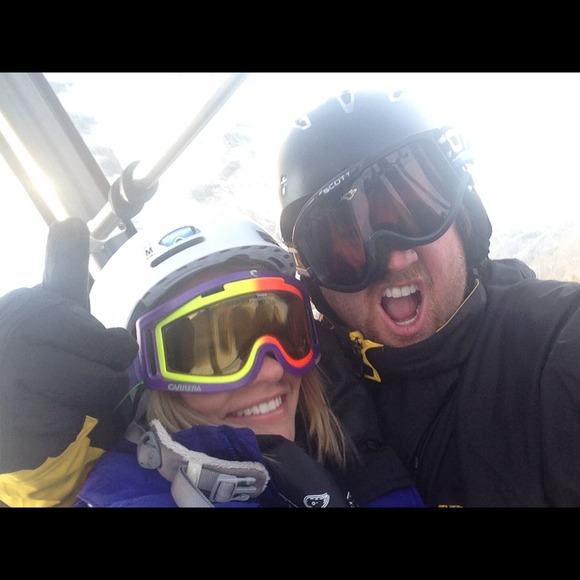 Profile Picture of Valarie Calavan (@valarie3313) on Poshmark