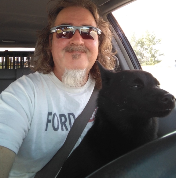 Profile Picture of Chris Goodchild (@chrisgood67) on Poshmark