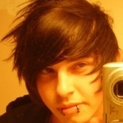 Profile Picture of Cory Burger (@SceneKid_Cory) on Twitter