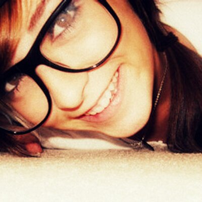Profile Picture of Hanna Kern (@HannaBelleLee) on Twitter