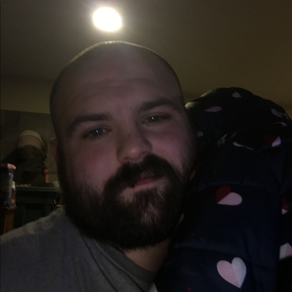 Profile Picture of Steve Kline (@stevv24443) on Poshmark