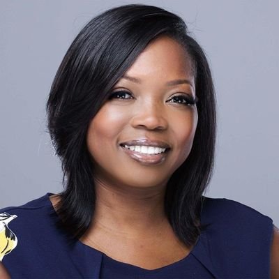 Profile Picture of Branch Manger Roberta (@INeedMortgage) on Twitter