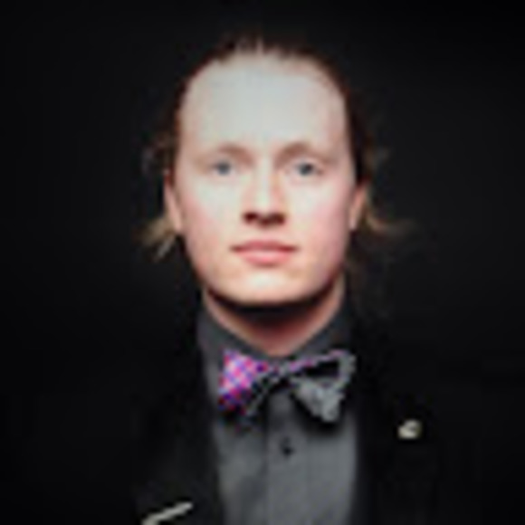 Profile Picture of Milton Achelpohl (@miltoncosmo) on Poshmark