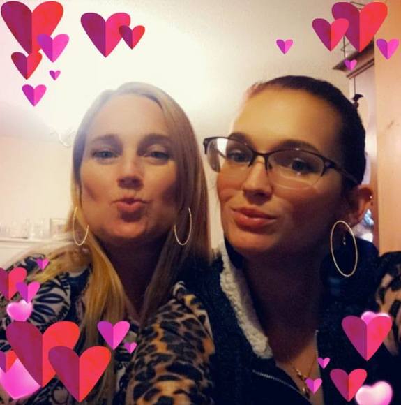 Profile Picture of Whitney Lucas (@whitneylauren88) on Poshmark