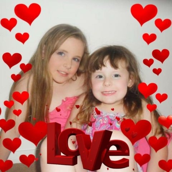 Profile Picture of Catherine Edwards (@hoosyamummy0207) on Poshmark