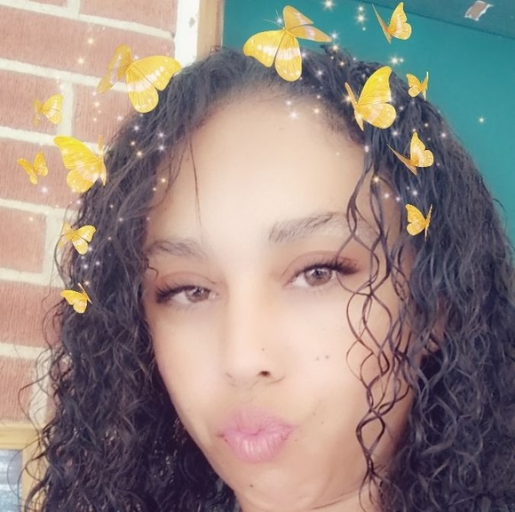 Profile Picture of Tashana michelle Lambert (@johnsbabyalways) on Poshmark