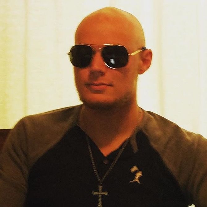 Jeremy Holby - Tiktok Profile Picture of Jeremy Holby (@jeremyholby4) on Tiktok