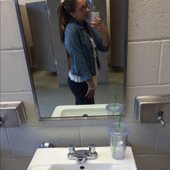 Profile Picture of Megan Jaeger (@mjaeger) on Poshmark