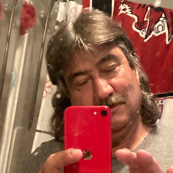 Profile Picture of Robert Stigall (@slittleb4) on Poshmark
