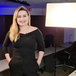 Profile Picture of Angela Schafer (@angelacschafer) on Instagram