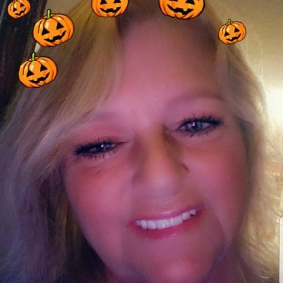 Profile Picture of Athena tina Chapell (@adchapell) on Poshmark