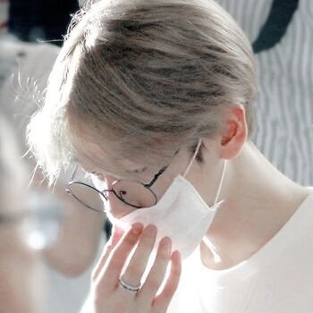 Profile Picture of Fer Loves Baekkie (@kimkatt_) on Twitter