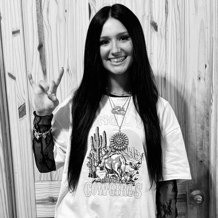 Profile Picture of chlo🎀 (@chloekirk28) on Tiktok