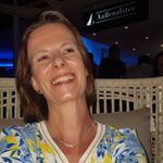Profile Picture of Sandra Foodie (@food_wine_indulgence) on Instagram