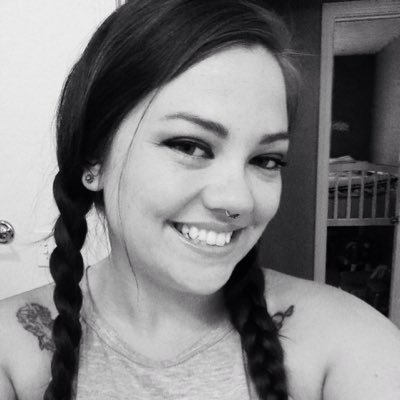Profile Picture of Whitney Heath (@Whitwhit282005) on Twitter