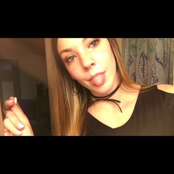Profile Picture of Bridget Glosemeyer (@bridgetglo) on Poshmark