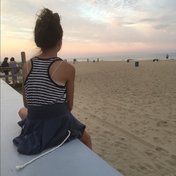 Profile Picture of Lily Zrowka (@lilyzrowka) on Poshmark