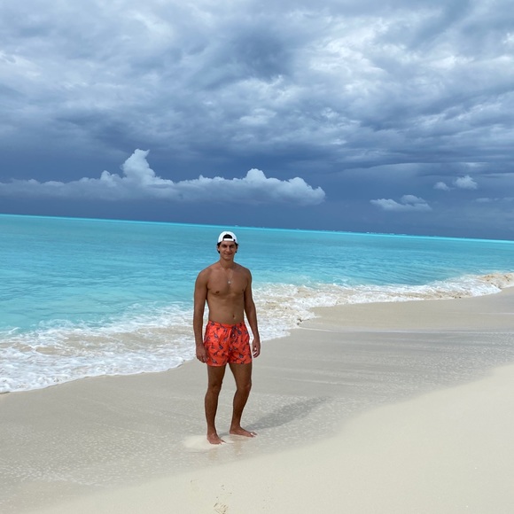 Profile Picture of Chris Martenet (@chrismartenet) on Poshmark