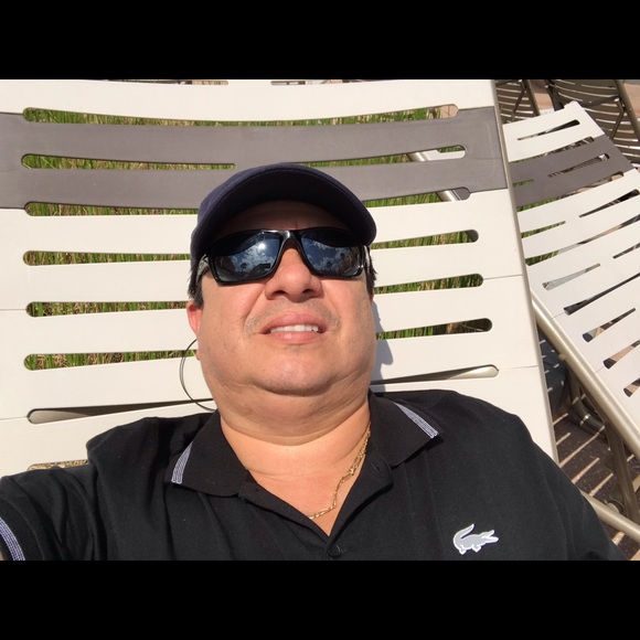 Profile Picture of Rene Escobar (@alexesco65) on Poshmark