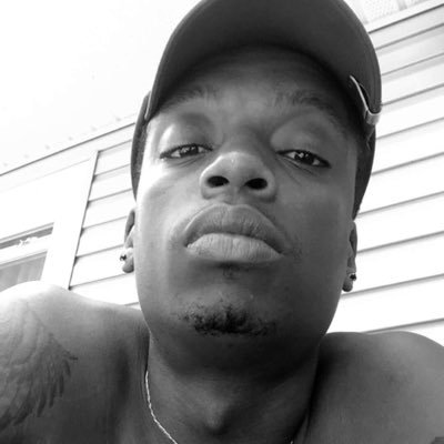 Profile Picture of Randy  Devereaux (@RandyDevon17) on Twitter