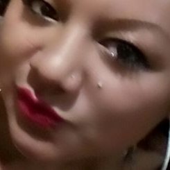 Profile Picture of Yesenia Lorenzo (@yesenialorenz13) on Twitter