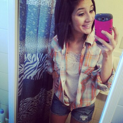 Profile Picture of Krystal Ayala (@@k_love03) on Twitter