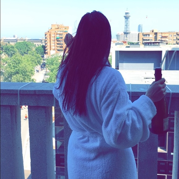 Profile Picture of Sarah Kondrich (@skondri) on Poshmark