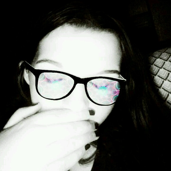 Profile Picture of Jessica Trzcinski (@otakubwshipper) on Poshmark