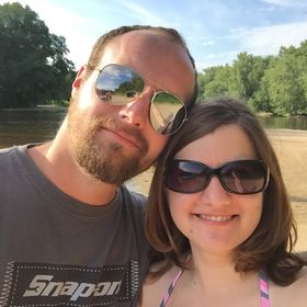 Profile Picture of April Hansen (@aprilmhansen) on Pinterest