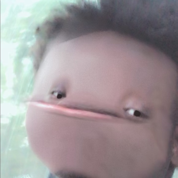 Profile Picture of Harold Jones (@hundoj) on Poshmark