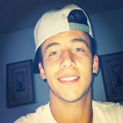 Profile Picture of Brandon Rodrigues (@BrandonKnight21) on Twitter