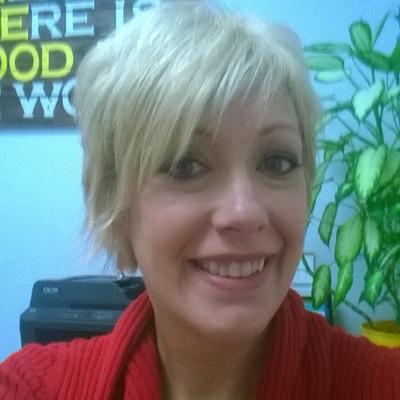Profile Picture of Amy Kauffman (@ayjoyable) on Twitter