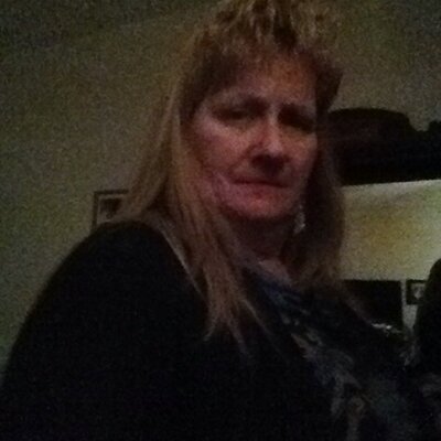 Profile Picture of Deborah Machado (@machdeb) on Twitter