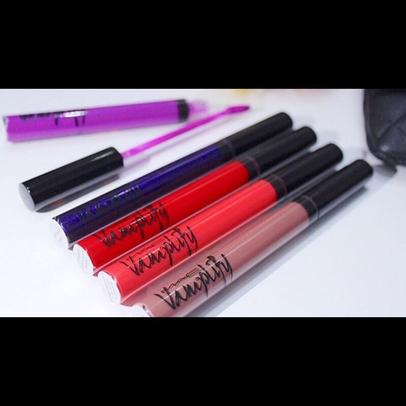 Profile Picture of Brianna Blassingame (@briannnasade) on Poshmark