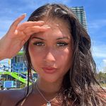Profile Picture of Robin Wilson🍒 (@robinwilsonn) on Instagram