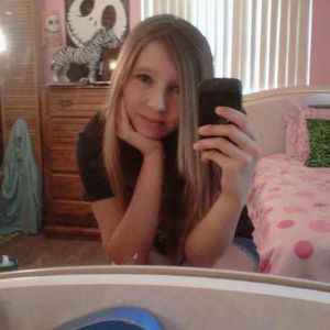 Profile Picture of Ashley Hiller (@reeseslover96) on Myspace