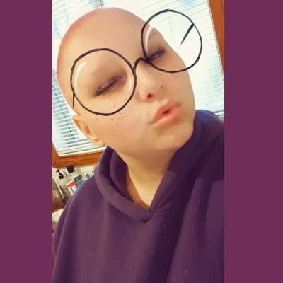 Profile Picture of Bald And Boujee (@TamaraJayLouise) on Twitter