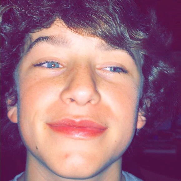 Profile Picture of Michael Swan (@michaelswan) on Poshmark