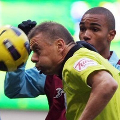 Profile Picture of Mark Halsey (@RefMarkHalsey) on Twitter