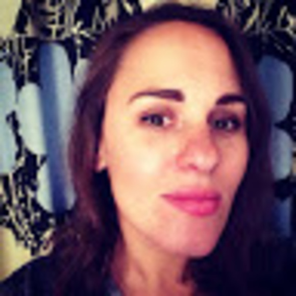 Profile Picture of Jordan Moore (@jordyloo22) on Poshmark