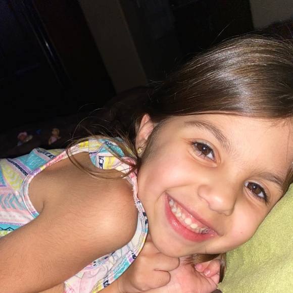 Profile Picture of Valerie Bilauca (@vbilauca) on Poshmark