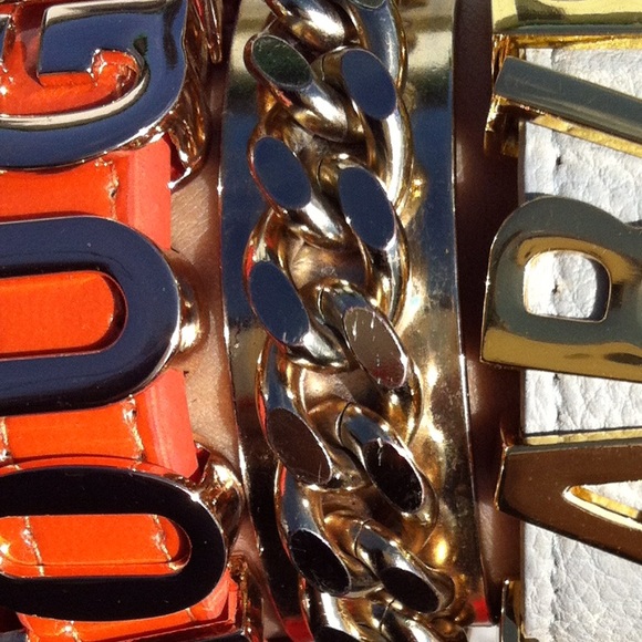 Profile Picture of Whitney Bender (@whitneymelati) on Poshmark