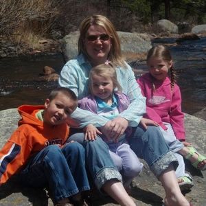 Julie Leonard - Myspace Profile Picture of Julie Leonard (@224396724) on Myspace