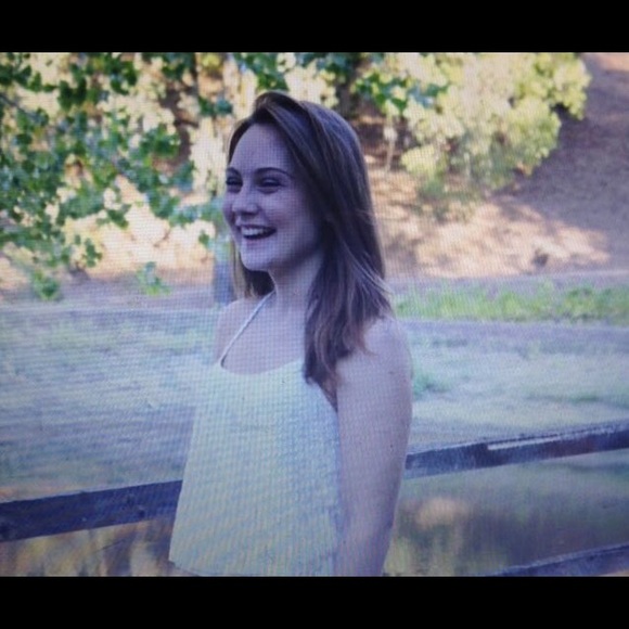 Profile Picture of Samantha Ingerman (@sammydanielle) on Poshmark