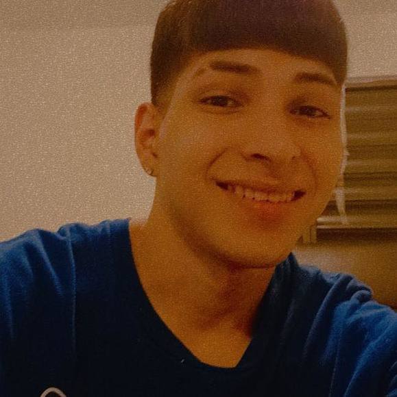 Profile Picture of Damian Cotto (@damiancotto123) on Poshmark